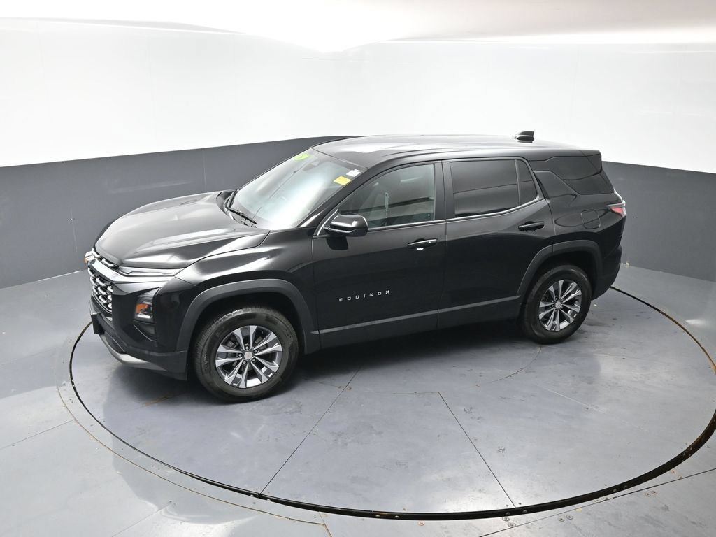 Used 2026 Chevrolet Equinox LT AWD/4WD image 46