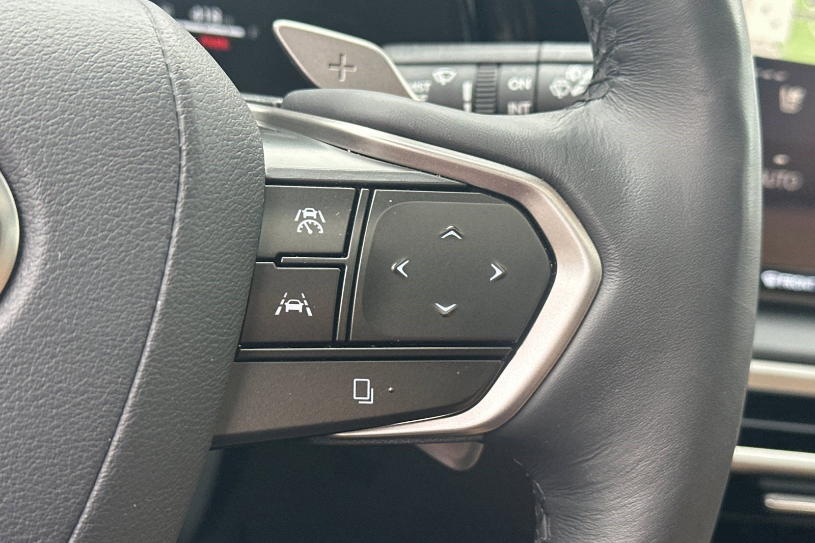 Used 2025 Lexus RX 350 image 32