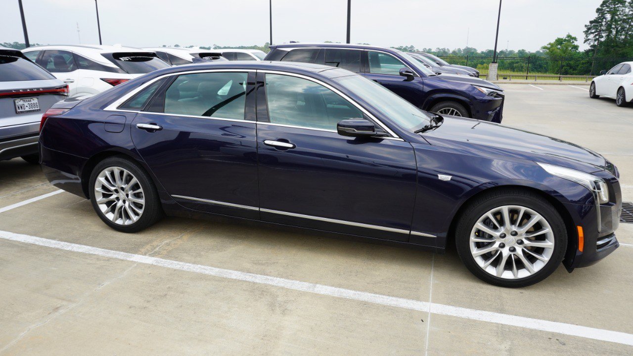 Used 2017 Cadillac CT6 3.6 AWD image 4