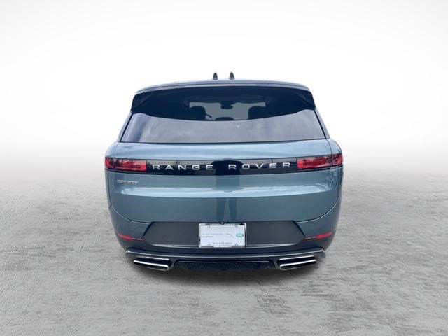 Certified 2024 Land Rover Range Rover Sport SE image 6