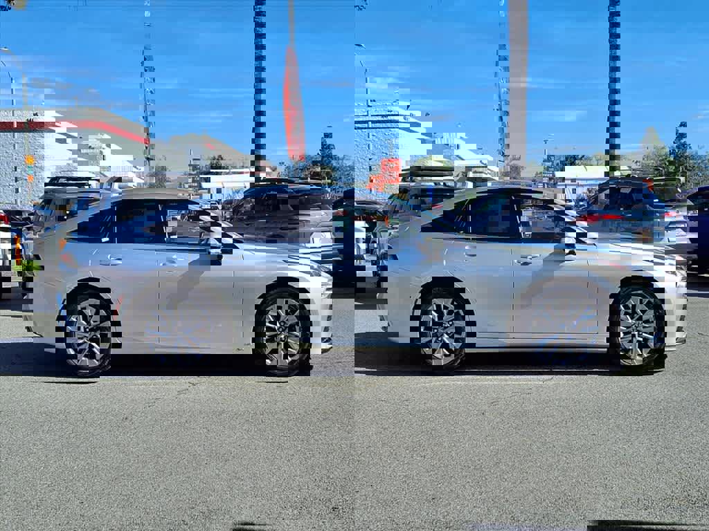 Certified 2024 Toyota Mirai XLE image 3