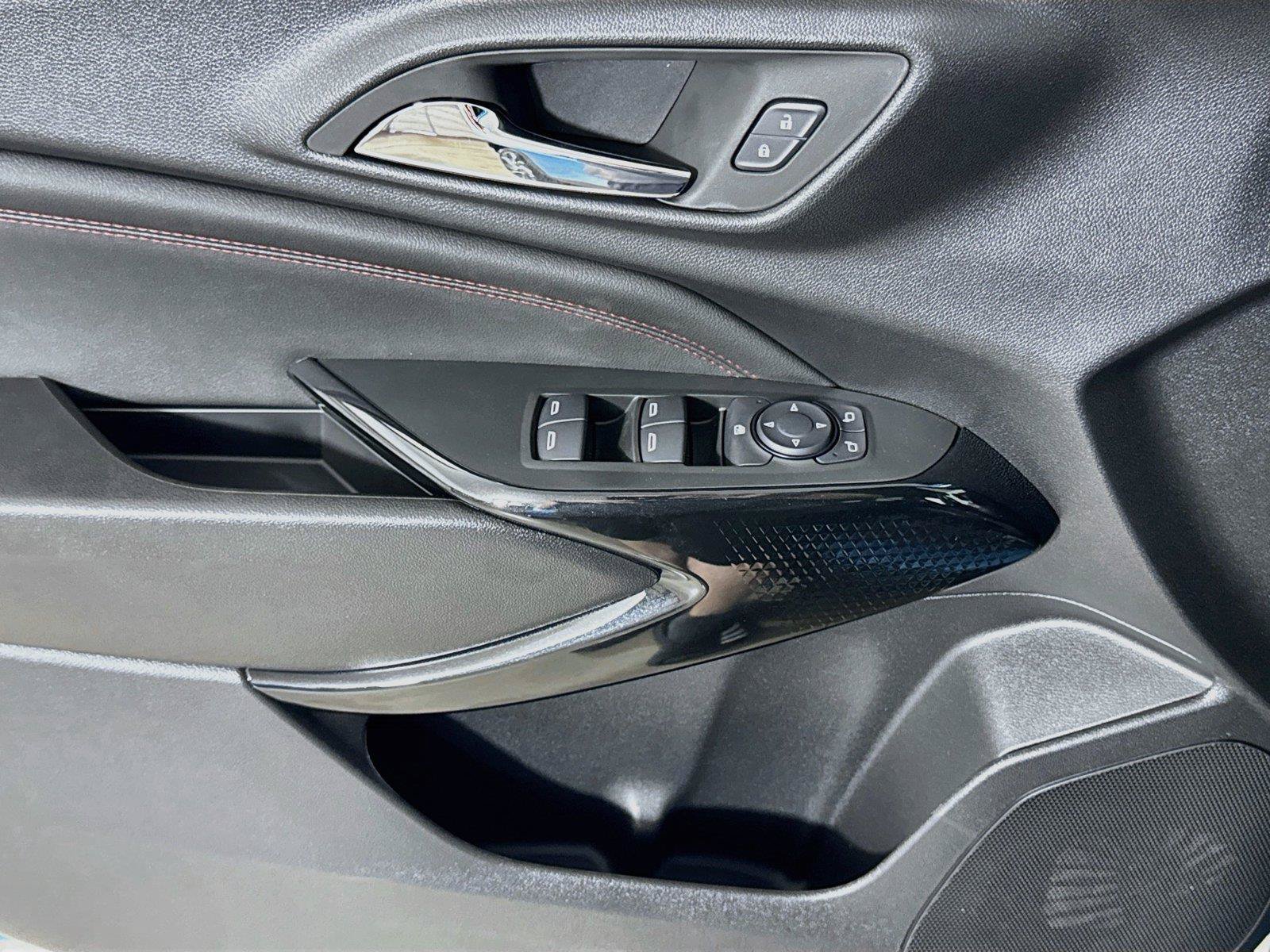 New 2026 Chevrolet Trax RS w/ Driver Confidence Package FWD image 15