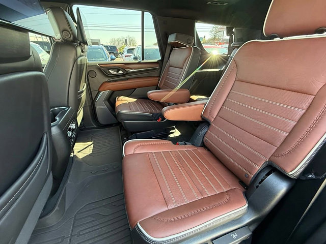 Certified 2023 GMC Yukon Denali Ultimate image 14