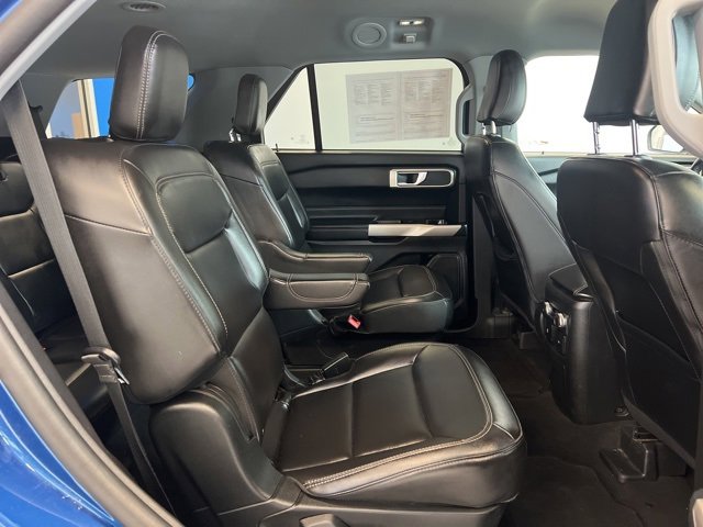 Used 2023 Ford Explorer XLT w/ Equipment Group 202A image 13