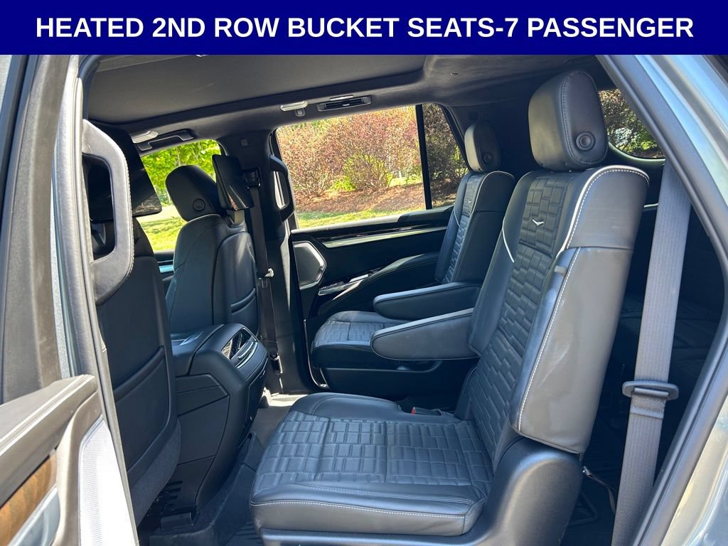 Used 2025 Cadillac Escalade Sport Platinum w/ LPO, Floor Liner Package AWD/4WD image 8