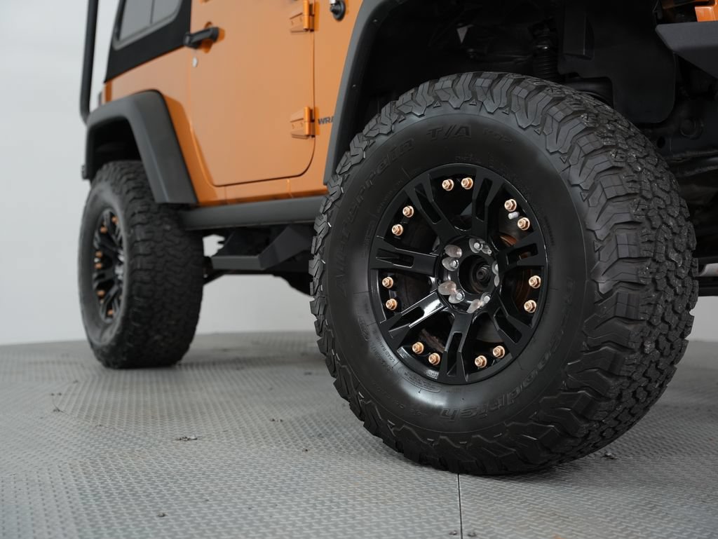 Used 2014 Jeep Wrangler Rubicon w/ Power Convenience Group AWD/4WD image 17