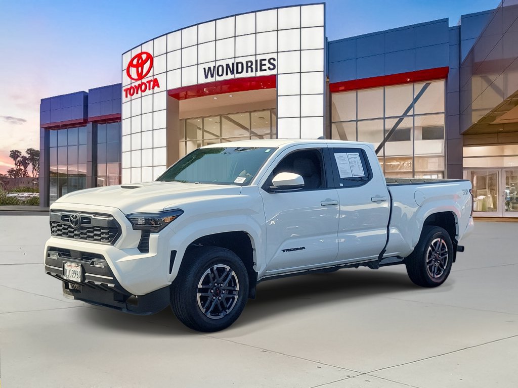 Used 2024 Toyota Tacoma TRD Sport RWD image 2
