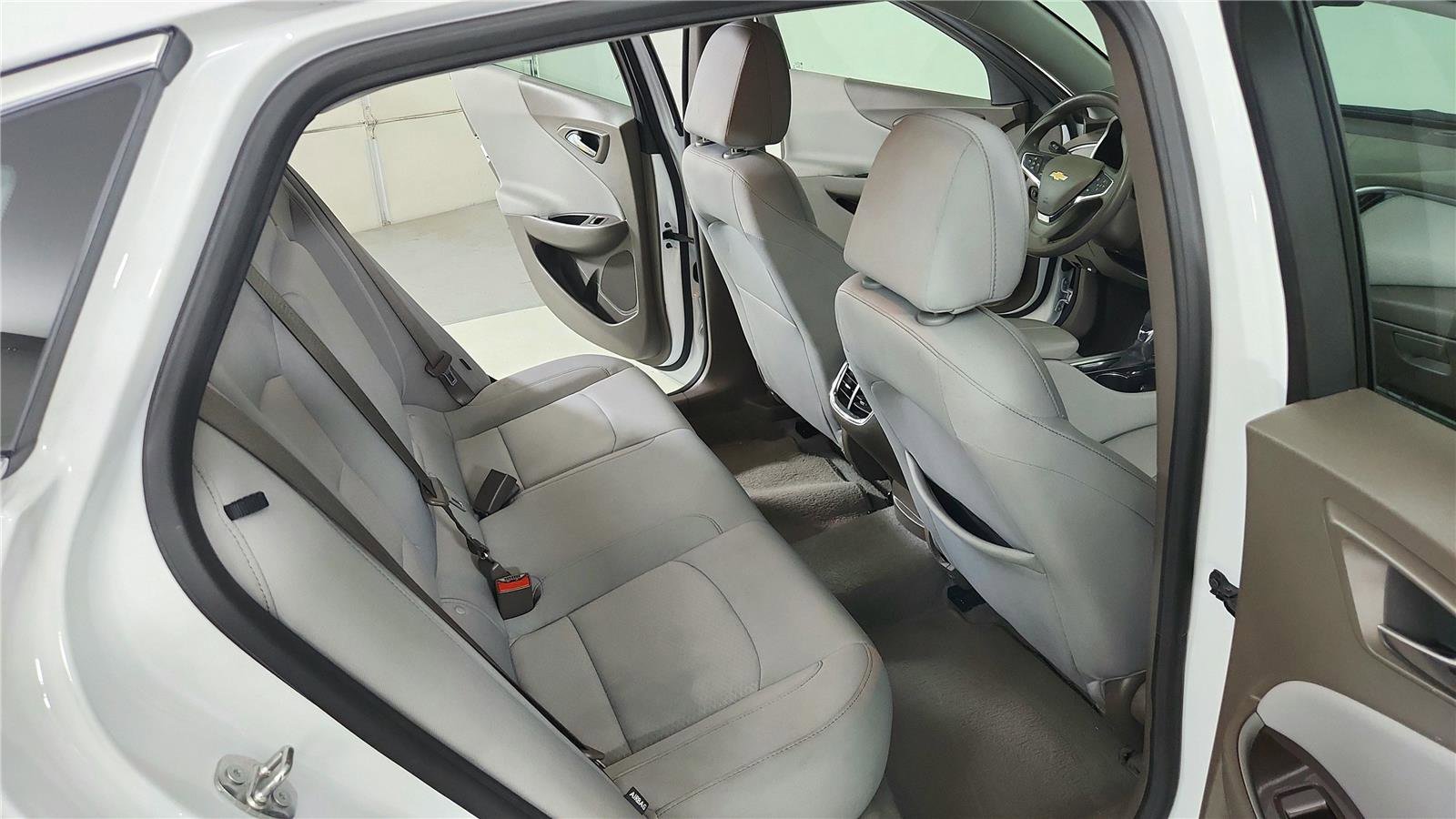 Used 2024 Chevrolet Malibu LT FWD image 18