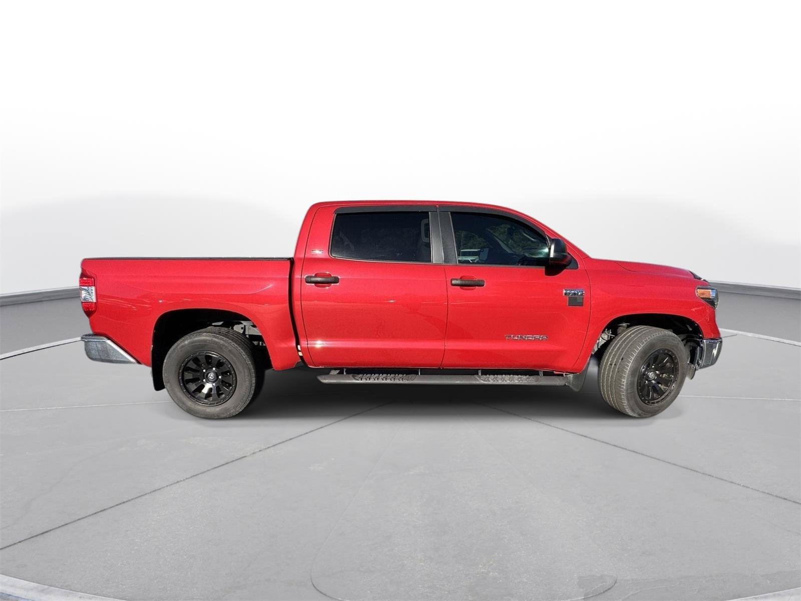 Used 2021 Toyota Tundra SR5 w/ SR5 Leather Package RWD image 5