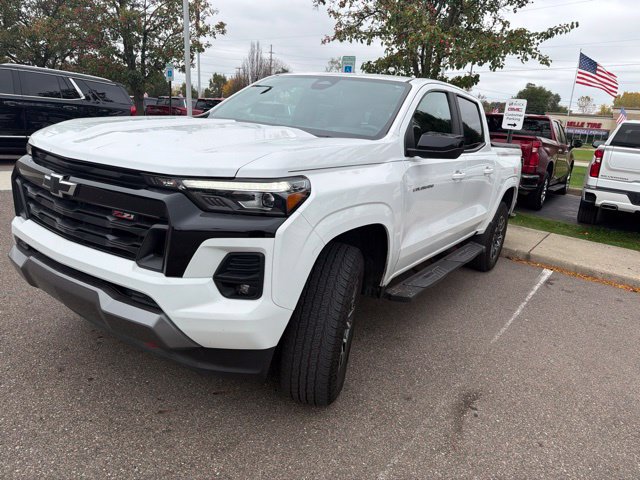 Used 2023 Chevrolet Colorado Z71 w/ Z71 Convenience Package 2 AWD/4WD image 1