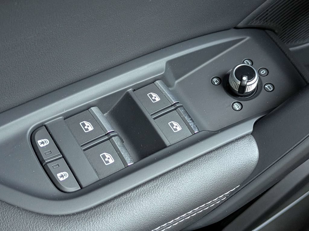 Used 2022 Audi Q5 2.0T Premium Plus AWD/4WD image 23