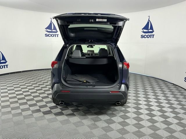 Used 2019 Toyota RAV4 XLE Premium w/ Cold Weather Package AWD/4WD image 22