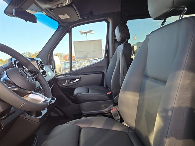 New 2026 Mercedes-Benz Sprinter 2500 image 27