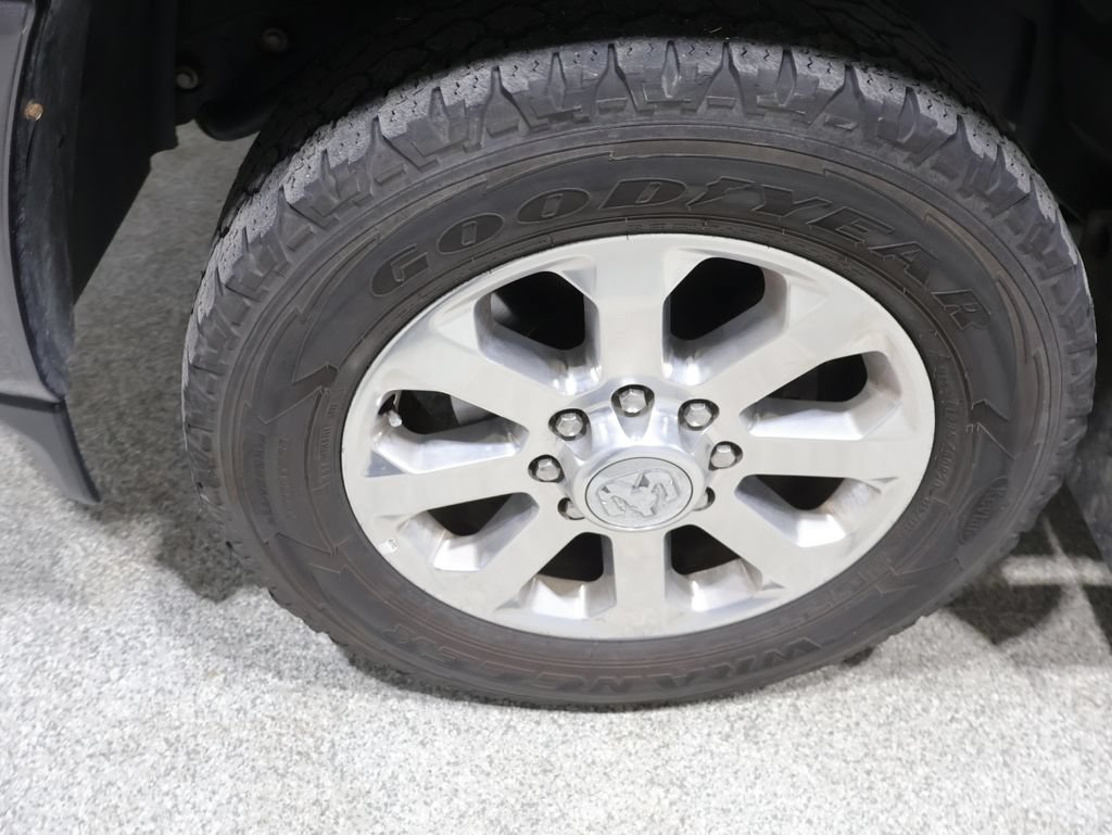 Used 2020 RAM 2500 Laramie AWD/4WD image 10