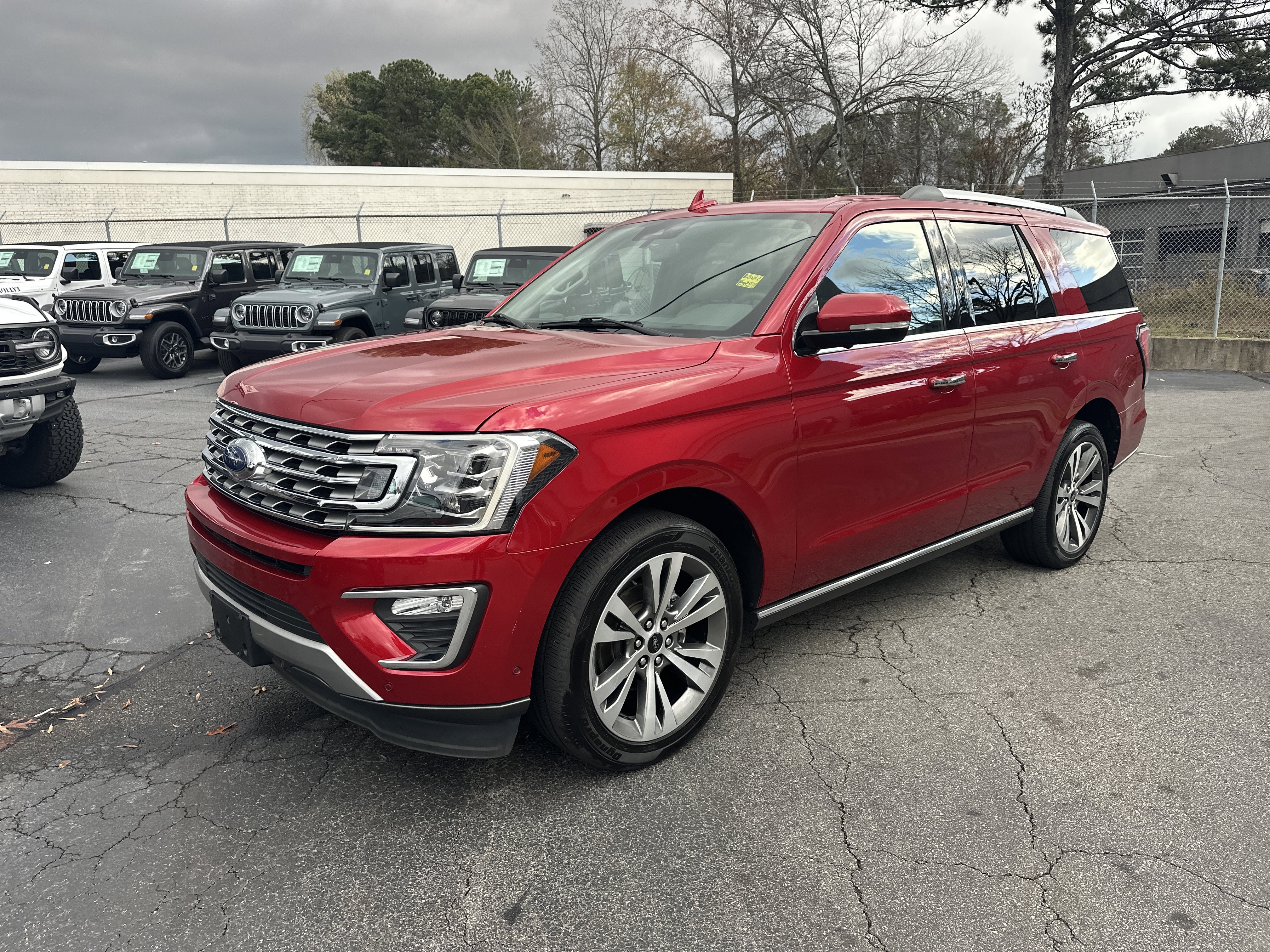 Used 2020 Ford Expedition Limited w/ Equipment Group 302A image 5