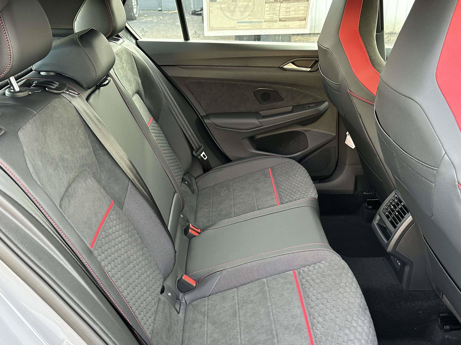 New 2026 Volkswagen GTI SE FWD image 15