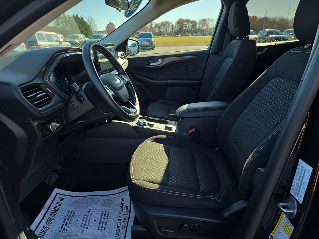Used 2023 Ford Escape Active w/ Tech Pack #2 image 19