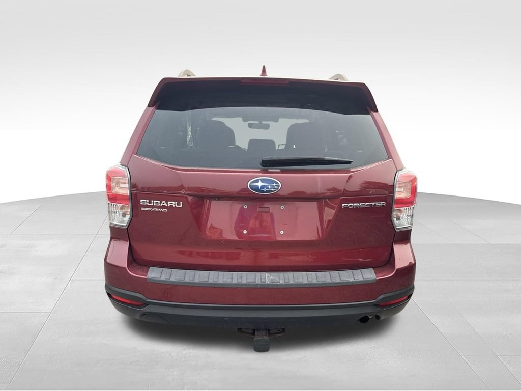 Used 2018 Subaru Forester 2.5i Premium AWD/4WD image 6