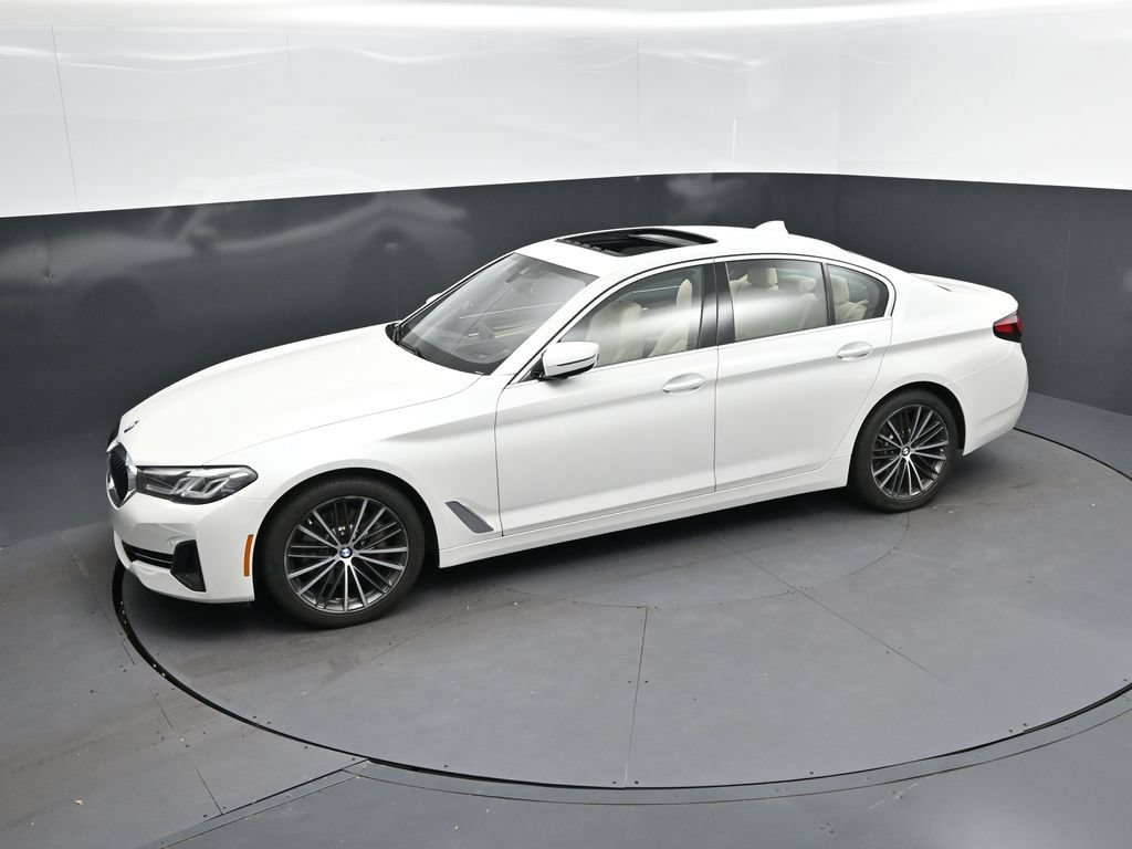 Certified 2023 BMW 530i w/ Premium Package RWD image 31