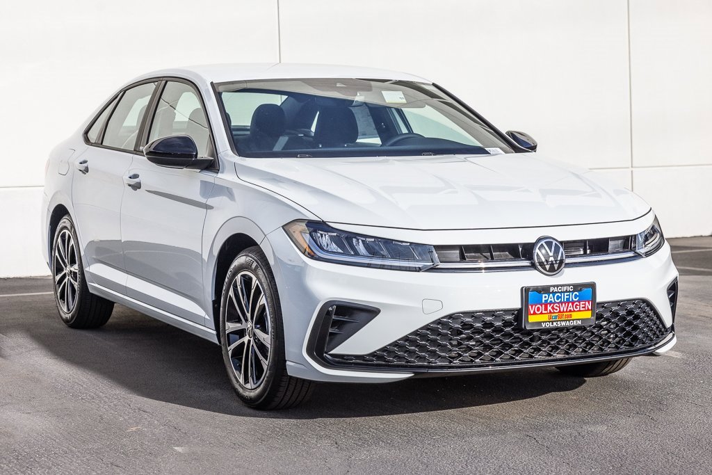 New 2025 Volkswagen Jetta Sport