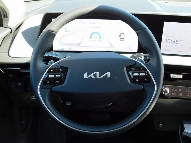 Used 2024 Kia EV6 Light image 19