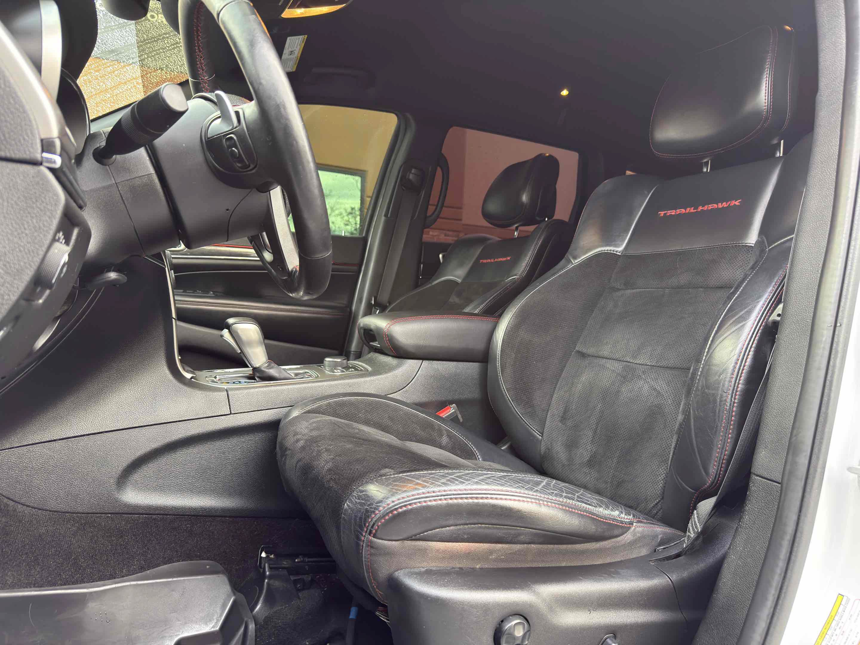 Used 2018 Jeep Grand Cherokee Trailhawk AWD/4WD image 37