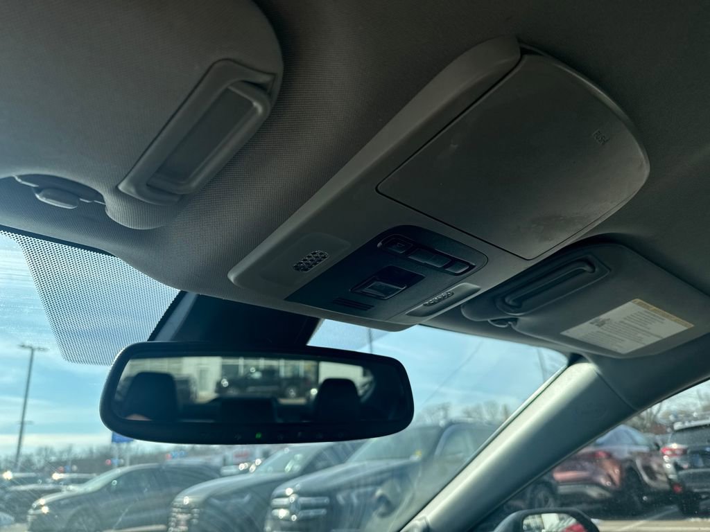 Used 2023 Toyota Camry XSE w/ Navigation Package image 28