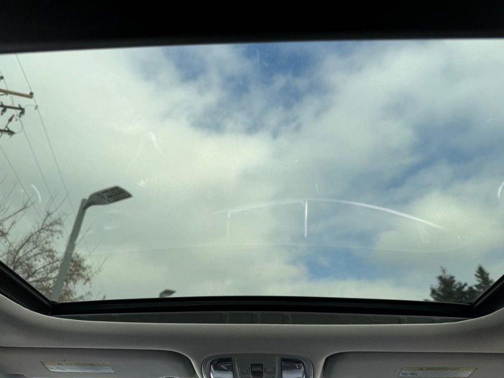 Used 2017 Kia Optima EX w/ Premium Package image 14