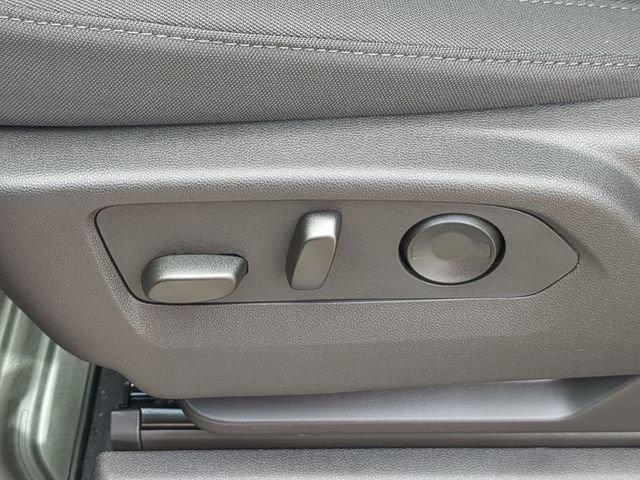 New 2025 Chevrolet Silverado 1500 Custom image 24