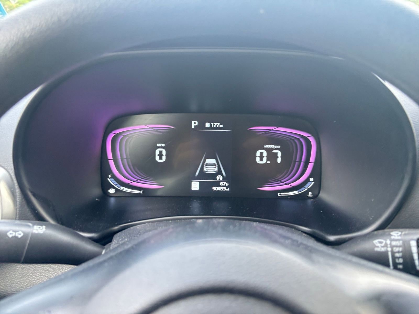 Used 2025 Kia Soul LX w/ LX Technology Package FWD image 38
