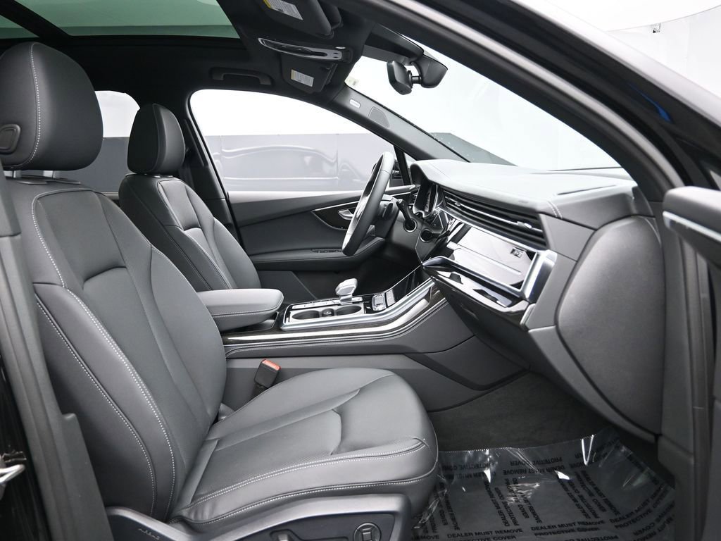 Used 2025 Audi Q7 3.0T Premium Plus w/ Premium Plus Package image 36