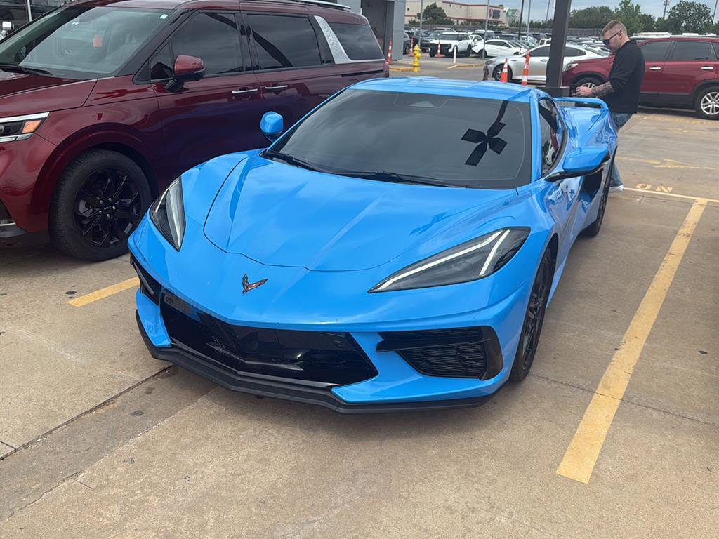 Used 2024 Chevrolet Corvette Stingray Premium Cpe w/ Z51 Performance Package RWD image 2
