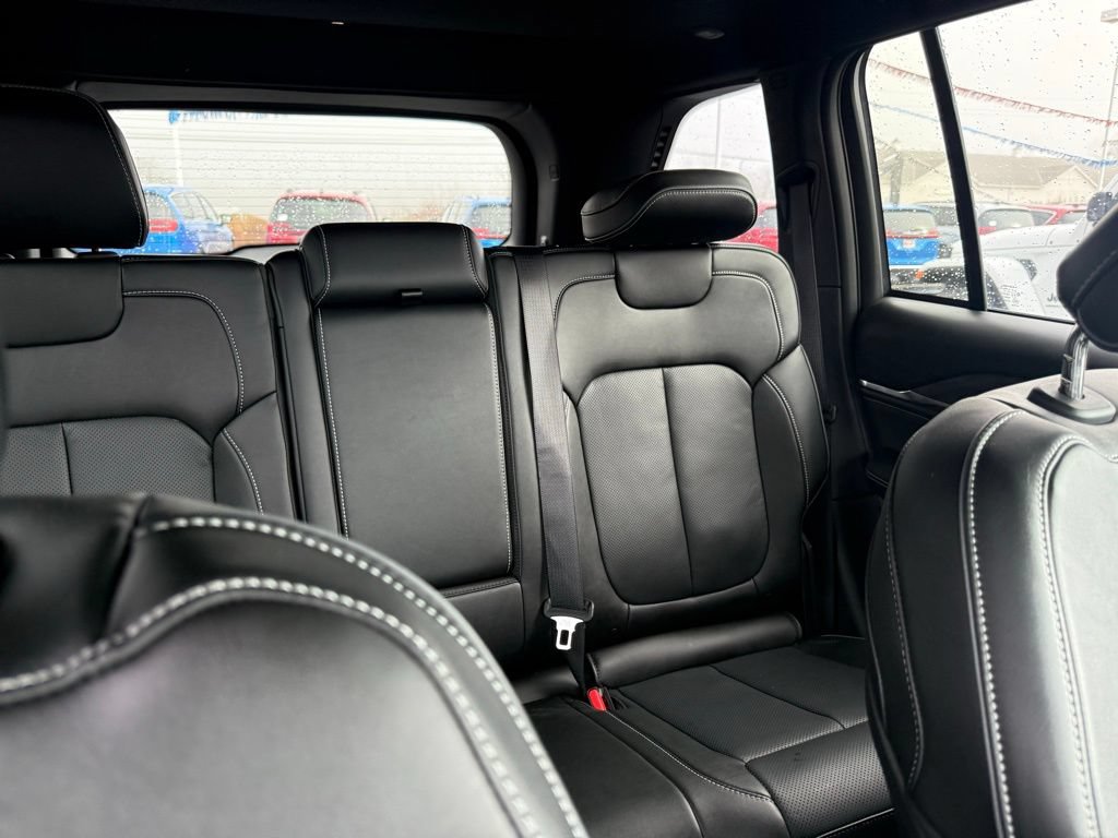 New 2025 Jeep Grand Cherokee Overland AWD/4WD image 57