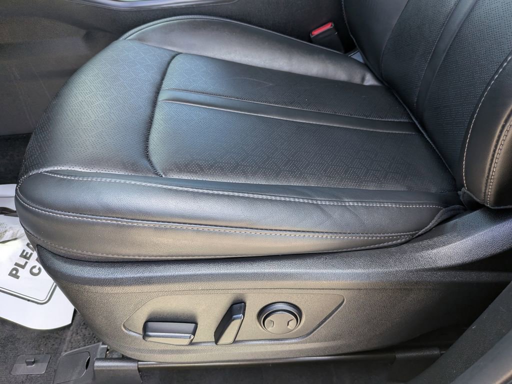 Certified 2023 Kia Sorento EX FWD image 22