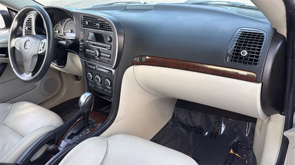Used 2008 Saab 9-3 2.0T w/ Cold Weather Package image 32