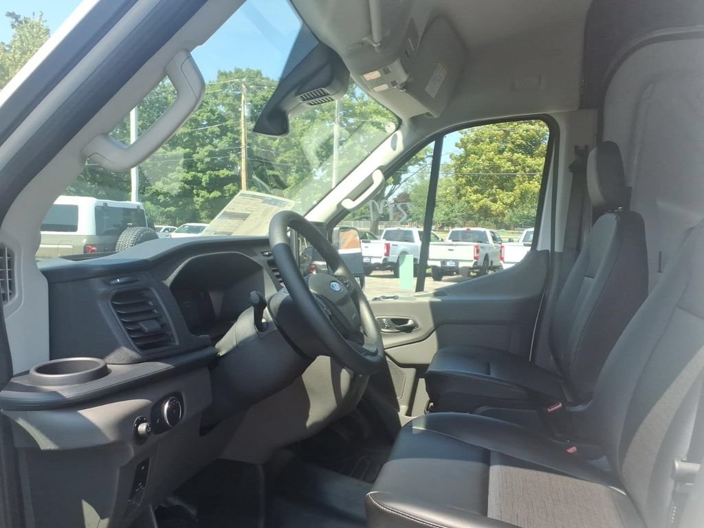 New 2026 Ford Transit 250 148 Medium Roof RWD image 14