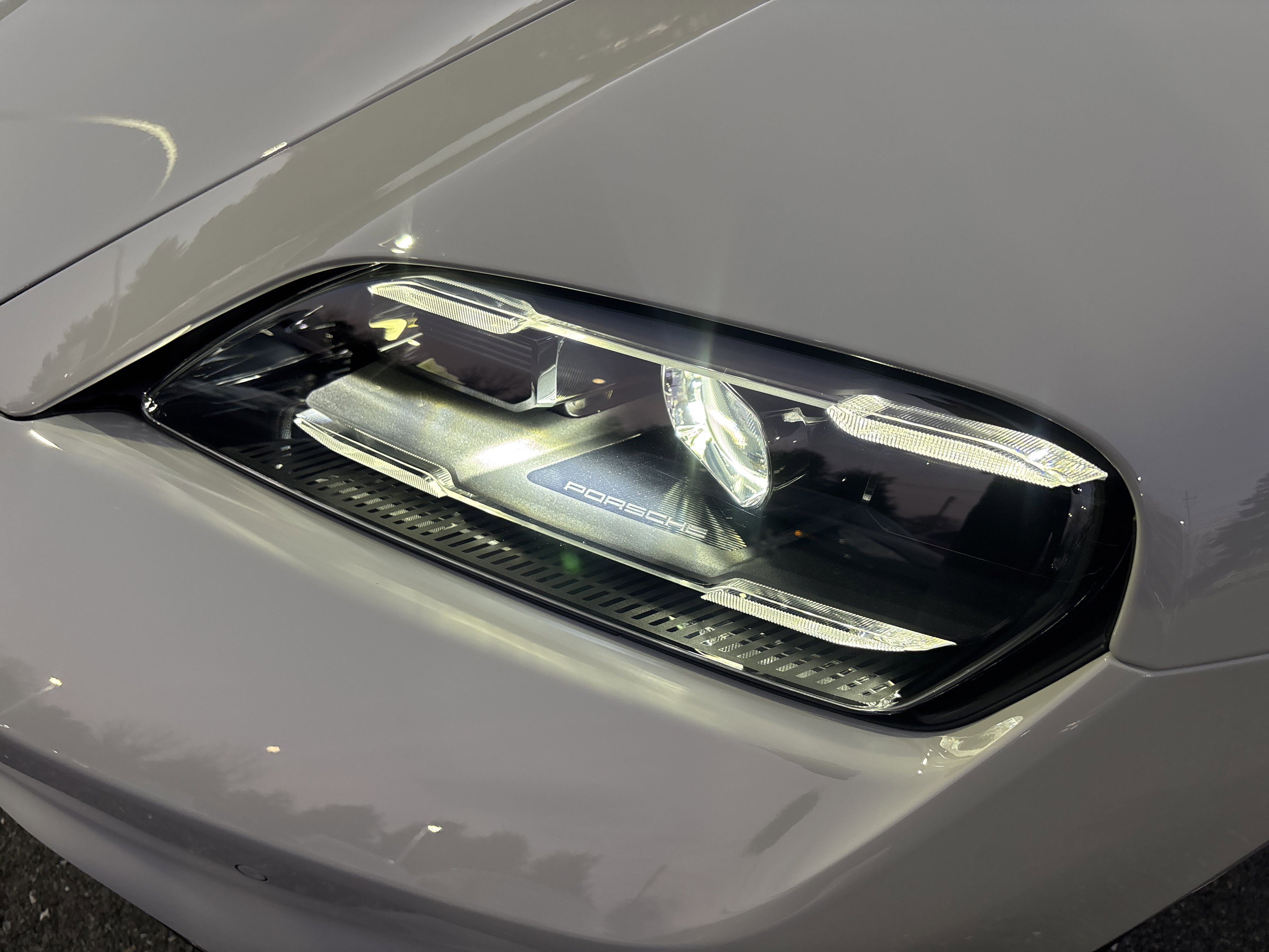 New 2026 Porsche Taycan GTS AWD/4WD image 24