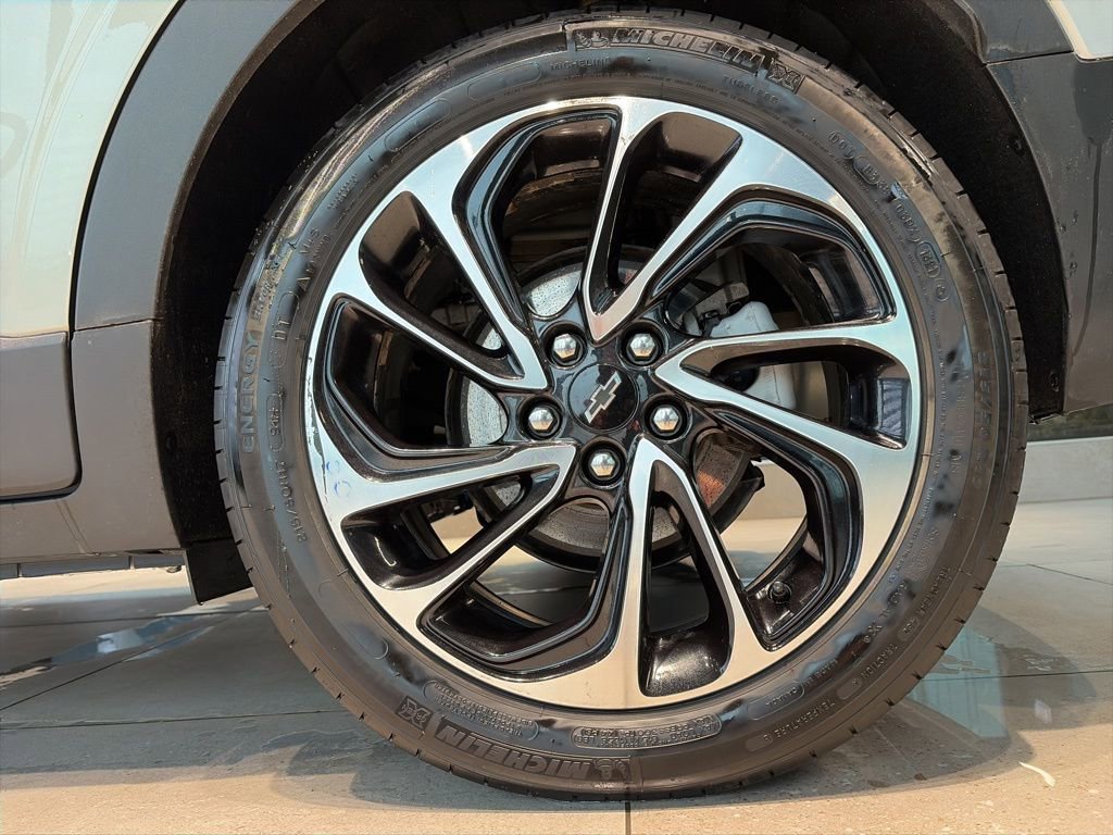 Used 2022 Chevrolet Bolt EUV Premier image 21