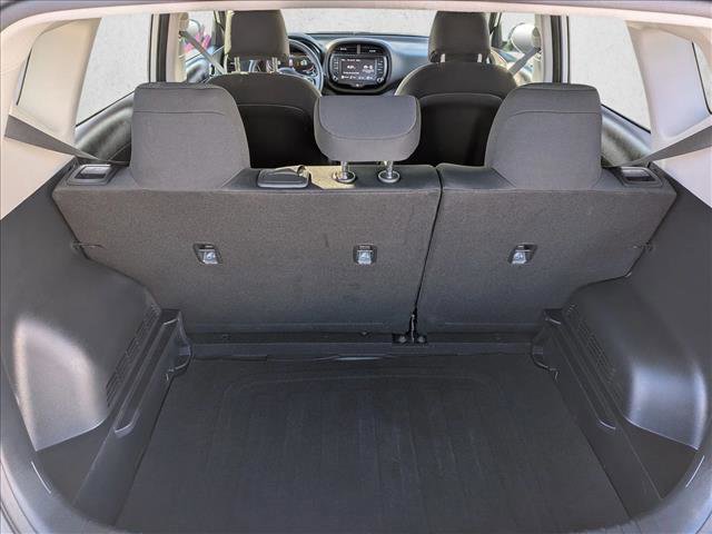 Used 2023 Kia Soul LX w/ LX Technology Package image 18