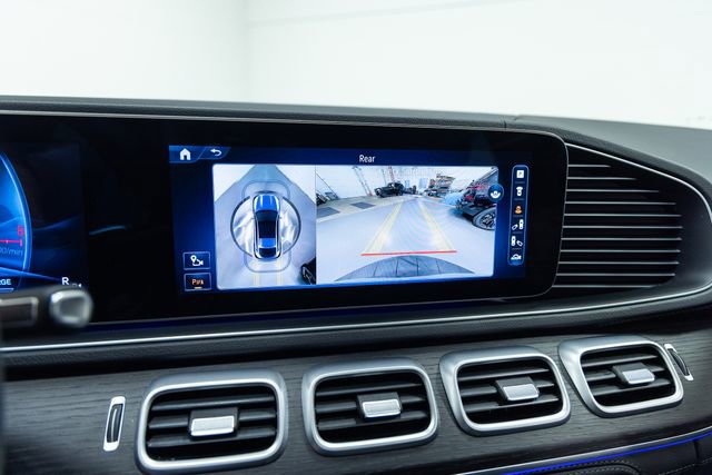 Used 2024 Mercedes-Benz GLE 53 AMG 4MATIC Coupe image 18