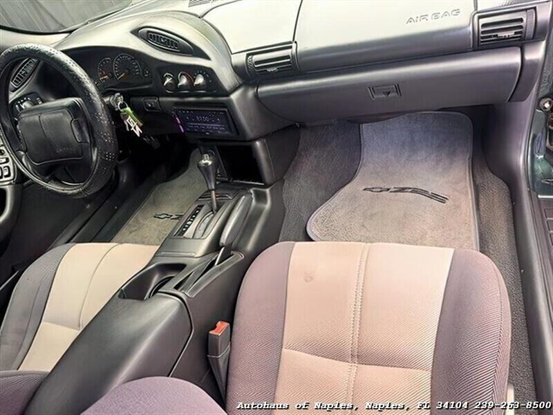 Used 1995 Chevrolet Camaro Z28 RWD image 26