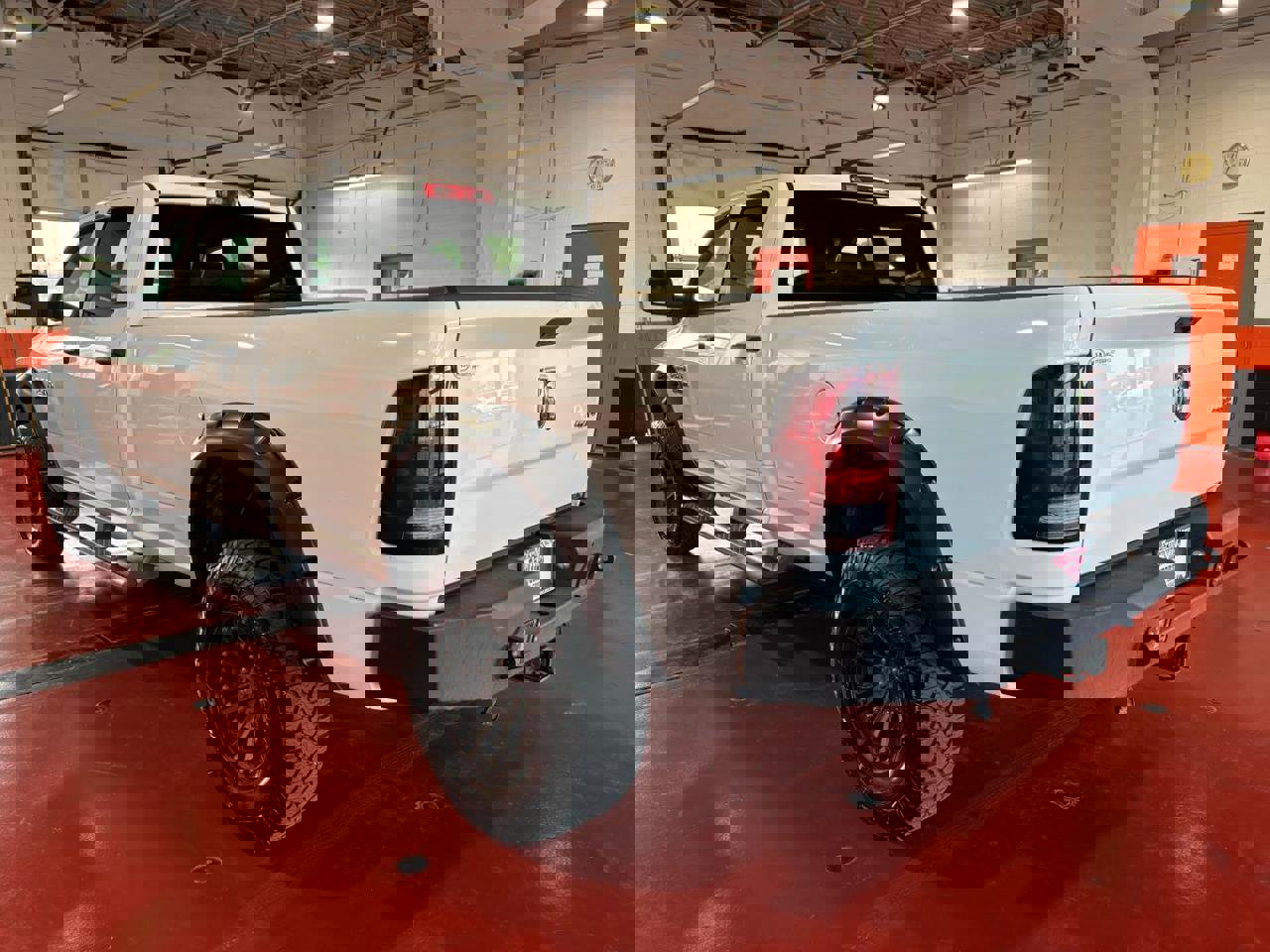 Used 2018 RAM 2500 Tradesman w/ Popular Equipment Group image 9