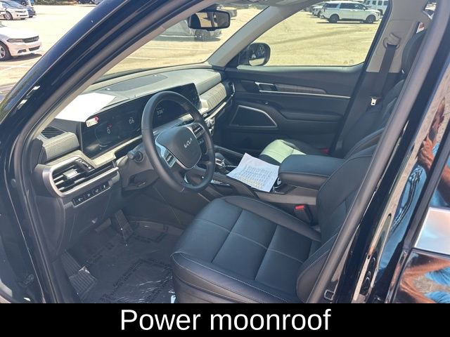 Used 2025 Kia Telluride EX w/ EX Captain's Chair Package FWD image 17