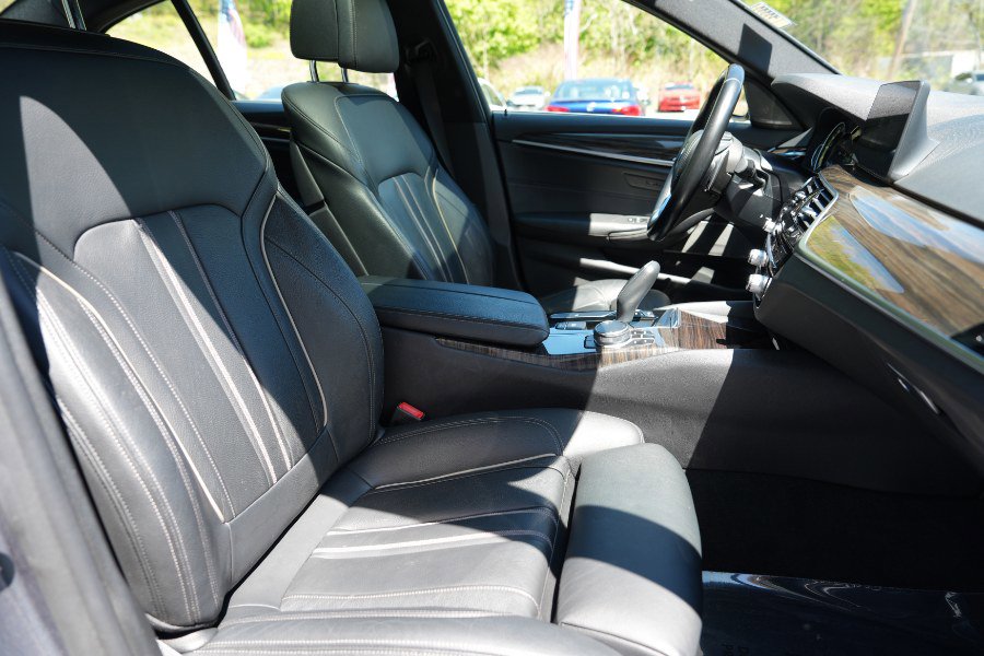 Used 2018 BMW 530i xDrive w/ Premium Package AWD/4WD image 23
