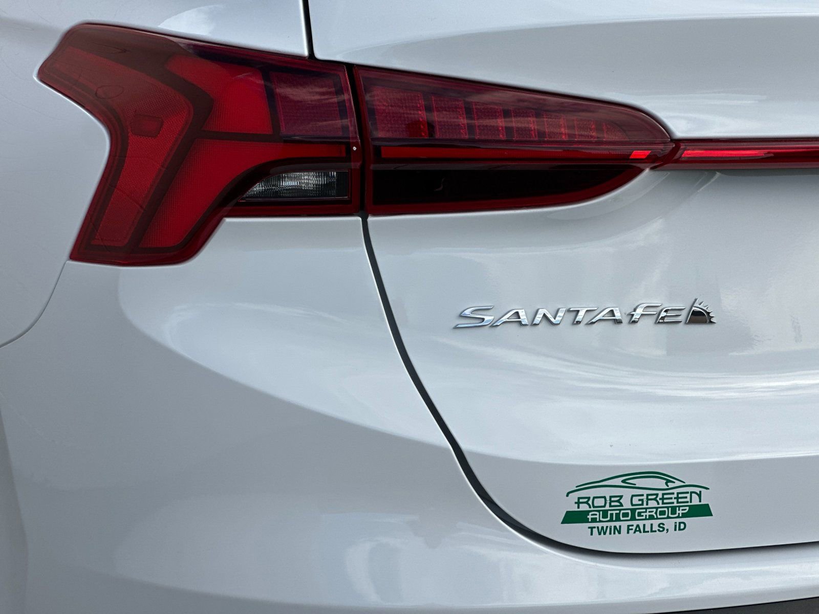 Used 2023 Hyundai Santa Fe SEL Premium image 33