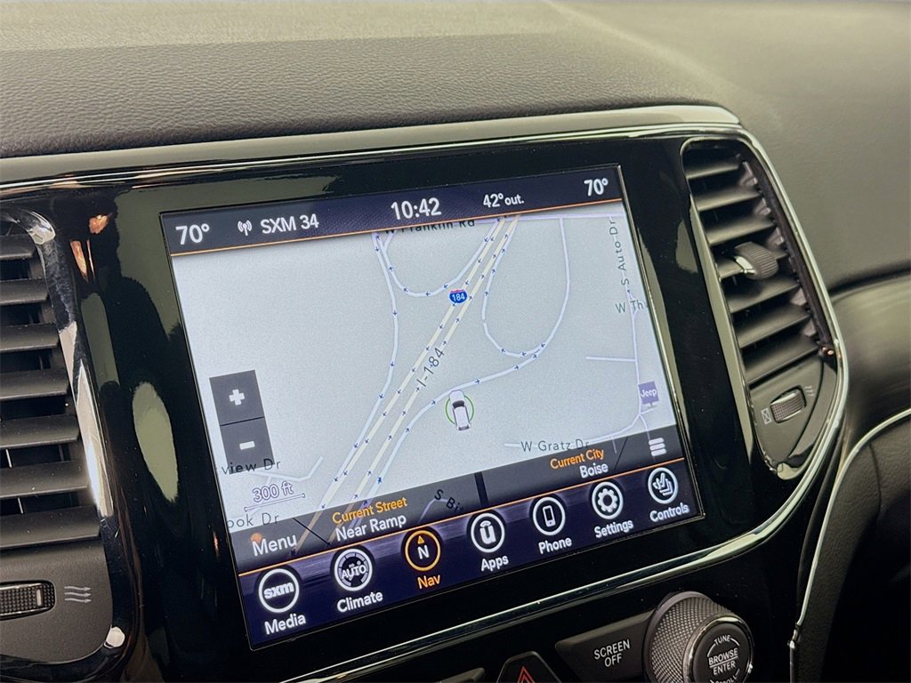 Used 2020 Jeep Grand Cherokee Limited w/ Trailer Tow Group IV image 14