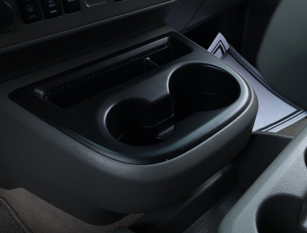 Used 2016 Nissan NV 3500 SL image 32