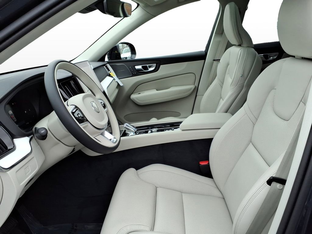 New 2026 Volvo XC60 B5 Ultra w/ Protection Package Premier image 13