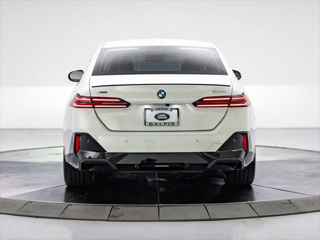 Used 2024 BMW 540i xDrive w/ Premium Package AWD/4WD image 4