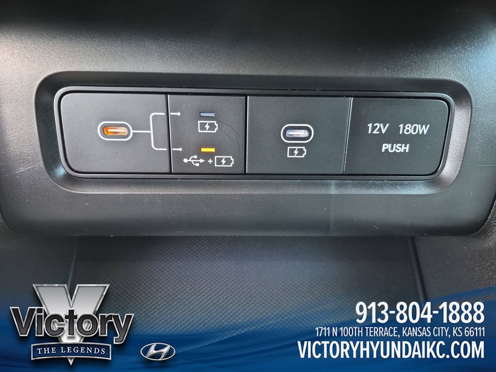 Used 2025 Hyundai Tucson Limited AWD/4WD image 31